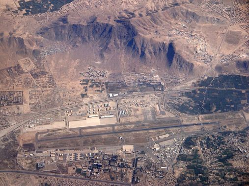 Aeroporto di Kabul dall'alto (foto da wikipedia)