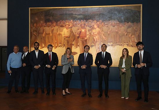 Foto di gruppo davanti a Quarto Stato, tra gli altri il ministro Orlando e i sindaci Nardella e Sala